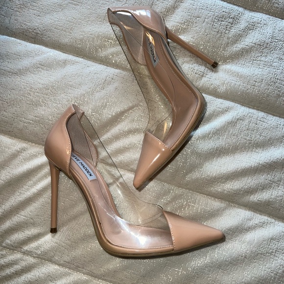 Heels - Picture 3 of 4